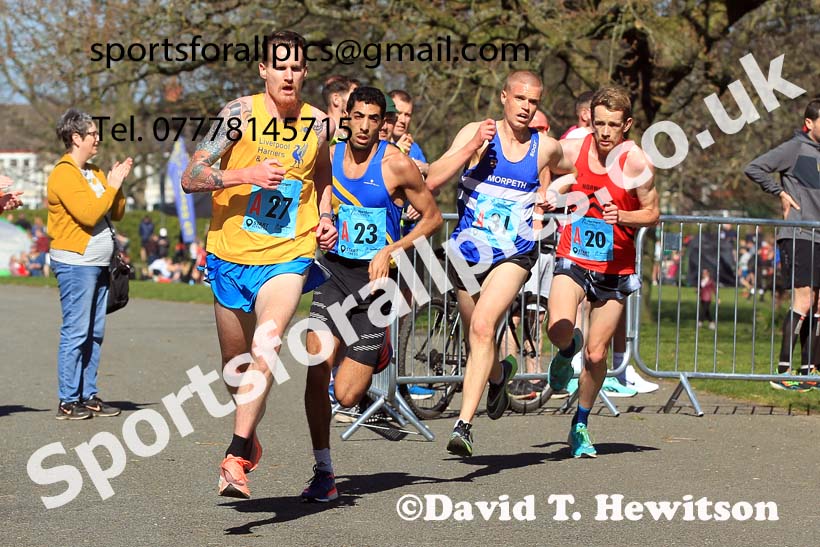 Senior Mens Northern 12 Stage Road Relay, 2022 Northern 12 and 6 Stage Road Relays,  Birkenhead Park, Birkenhead, Wirral.  Photo: David T. Hewitson/Sports for All Pics